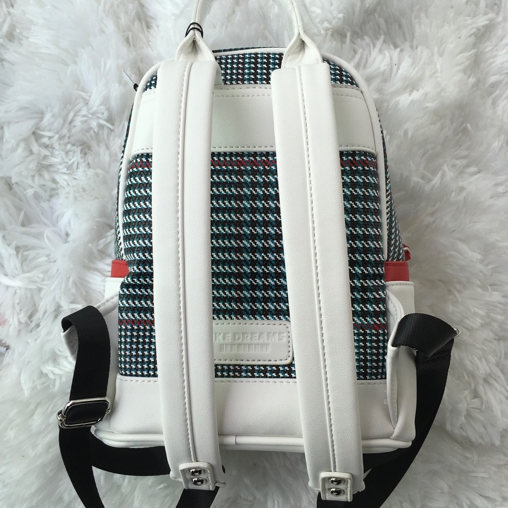 🌸NEW🌸TRENDING VEGAN LEATHER BACKPACK - Picture 3 of 6